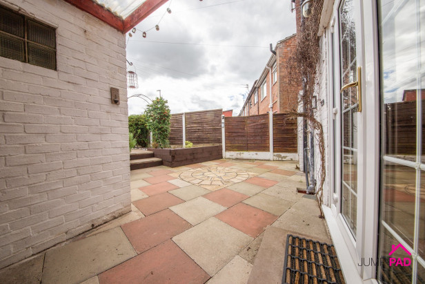  For Sale in Bradlegh Road, NEWTON-LE-WILLOWS | Jump-Pad – Newton-le-Willows - 13