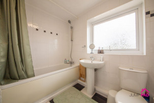  For Sale in Bradlegh Road, NEWTON-LE-WILLOWS | Jump-Pad – Newton-le-Willows - 19