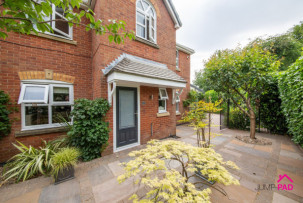  For Sale in Pennington Drive, NEWTON-LE-WILLOWS | Jump-Pad – Newton-le-Willows - 35