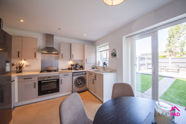  For Sale in Malden Road, NEWTON-LE-WILLOWS | Jump-Pad – Newton-le-Willows - 4