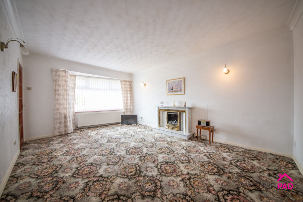  For Sale in Conway Drive, NEWTON-LE-WILLOWS | Jump-Pad – Newton-le-Willows - 4