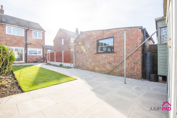  For Sale in Karen Close, Burtonwood | Jump-Pad – Newton-le-Willows - 3