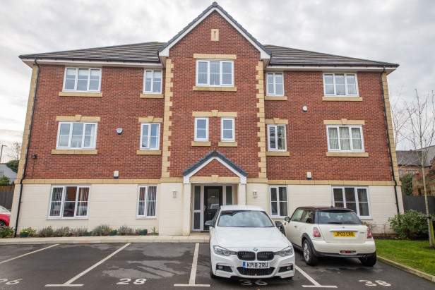  For Sale in McCorquodale Gardens, NEWTON-LE-WILLOWS | Jump-Pad – Newton-le-Willows - 1