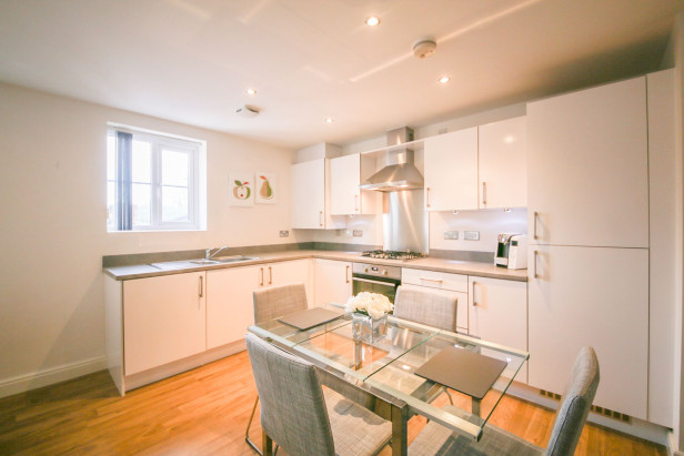  For Sale in McCorquodale Gardens, NEWTON-LE-WILLOWS | Jump-Pad – Newton-le-Willows - 3