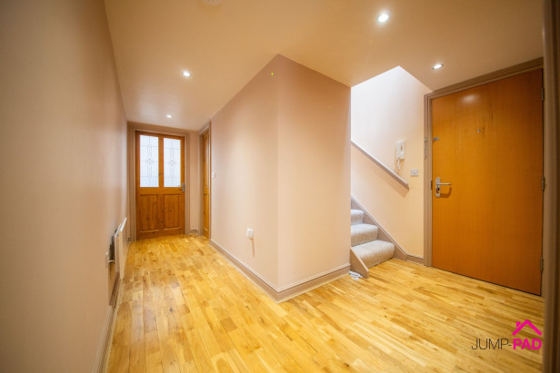 Apartment To Rent in Crow Lane East, NEWTON-LE-WILLOWS | Jump-Pad – Newton-le-Willows - 2