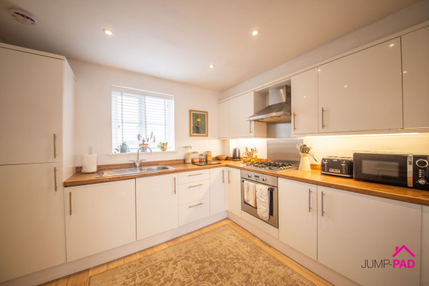  To Rent in Cairn Brae, NEWTON-LE-WILLOWS | Jump-Pad – Newton-le-Willows - 6