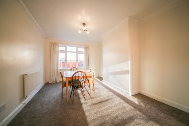  For Sale in Park Road South, Newton-Le-Willows | Jump-Pad – Newton-le-Willows - 3