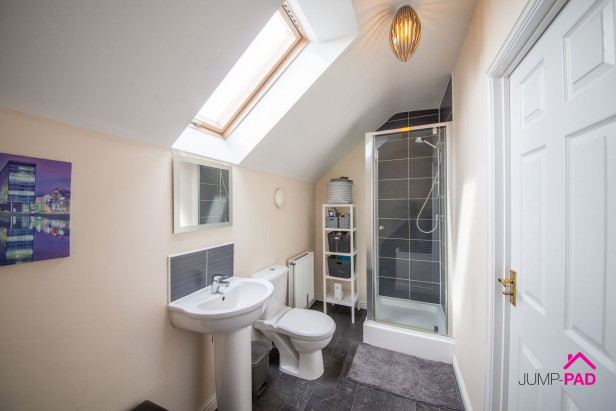  For Sale in Garston Crescent, NEWTON-LE-WILLOWS | Jump-Pad – Newton-le-Willows - 16