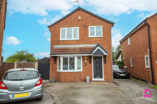  For Sale in Dean Meadow, NEWTON-LE-WILLOWS | Jump-Pad – Newton-le-Willows - 1