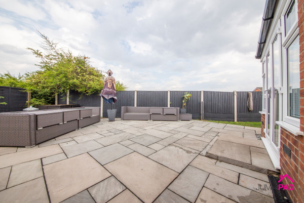 For Sale in Dean Meadow, NEWTON-LE-WILLOWS | Jump-Pad – Newton-le-Willows - 19