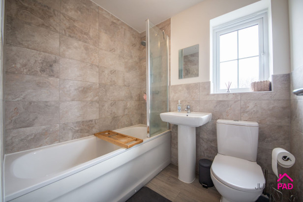  For Sale in Brimstone Drive, NEWTON-LE-WILLOWS | Jump-Pad – Newton-le-Willows - 13