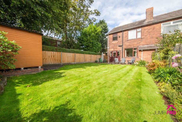  For Sale in Park Road South, NEWTON-LE-WILLOWS | Jump-Pad – Newton-le-Willows - 14
