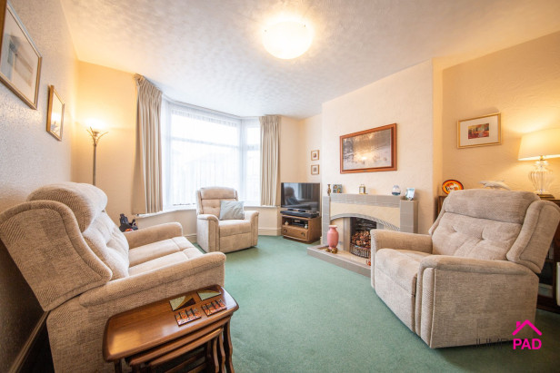  For Sale in Park Road South, NEWTON-LE-WILLOWS | Jump-Pad – Newton-le-Willows - 3