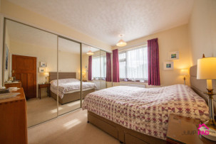  For Sale in Park Road South, NEWTON-LE-WILLOWS | Jump-Pad – Newton-le-Willows - 15