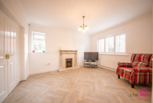  For Sale in Rosemary Drive, NEWTON-LE-WILLOWS | Jump-Pad – Newton-le-Willows - 16