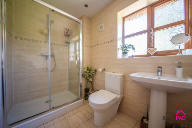  For Sale in Holford Way, NEWTON-LE-WILLOWS | Jump-Pad – Newton-le-Willows - 15