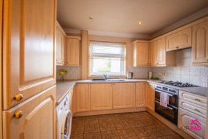  For Sale in Park Road South, NEWTON-LE-WILLOWS | Jump-Pad – Newton-le-Willows - 18