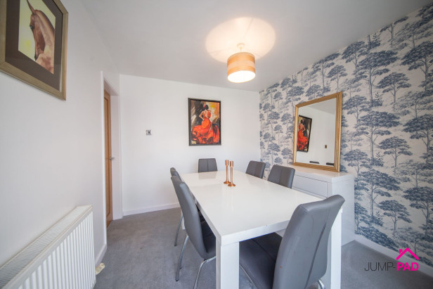  For Sale in Rosemary Drive, NEWTON-LE-WILLOWS | Jump-Pad – Newton-le-Willows - 12