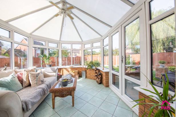  For Sale in Rosemary Drive, NEWTON-LE-WILLOWS | Jump-Pad – Newton-le-Willows - 13