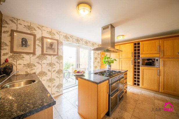  For Sale in Rosemary Drive, NEWTON-LE-WILLOWS | Jump-Pad – Newton-le-Willows - 7