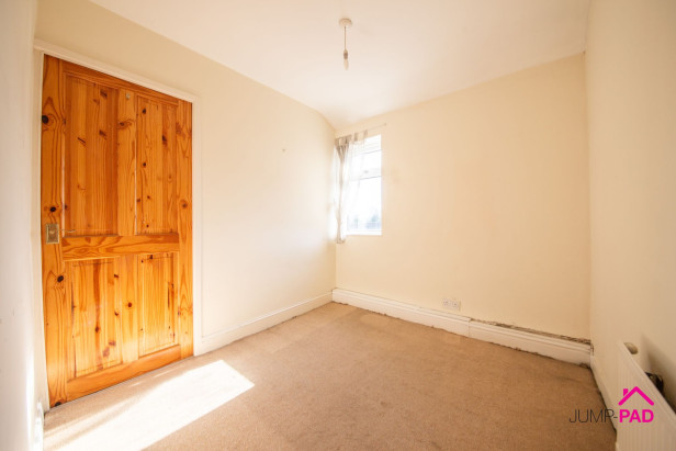  For Sale in Clay Lane, Burtonwood | Jump-Pad – Newton-le-Willows - 10