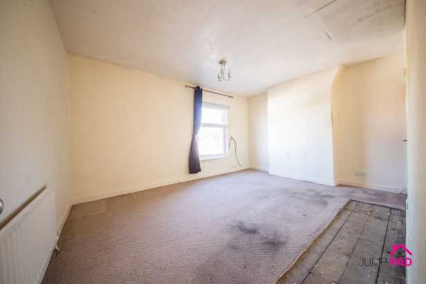  For Sale in Clay Lane, Burtonwood | Jump-Pad – Newton-le-Willows - 8