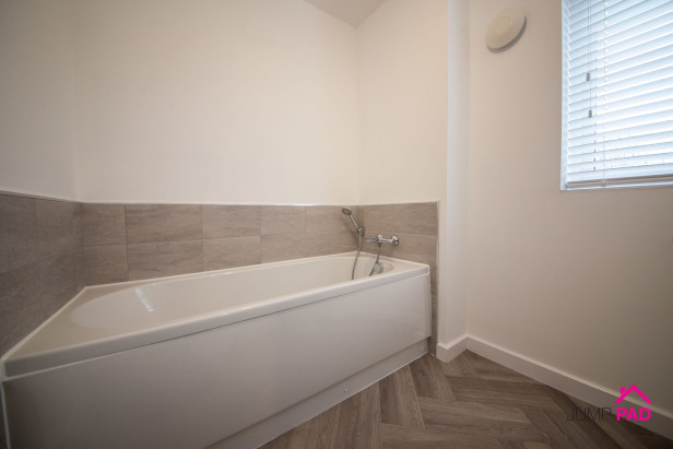  For Sale in Southmead, Lowton | Jump-Pad – Newton-le-Willows - 17