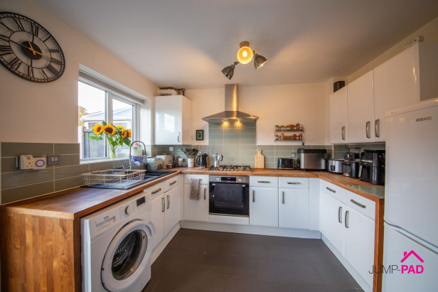  For Sale in Borron Road, Newton-Le-Willows | Jump-Pad – Newton-le-Willows - 6
