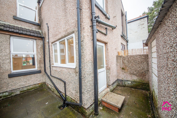  For Sale in Earle Street, NEWTON-LE-WILLOWS | Jump-Pad – Newton-le-Willows - 11