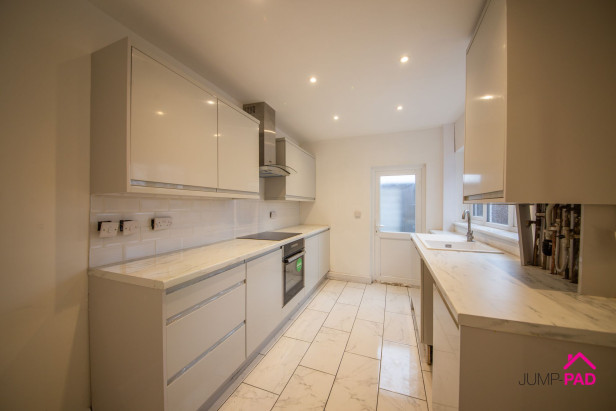  For Sale in Earle Street, NEWTON-LE-WILLOWS | Jump-Pad – Newton-le-Willows - 7