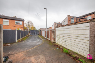  For Sale in Earle Street, NEWTON-LE-WILLOWS | Jump-Pad – Newton-le-Willows - 12