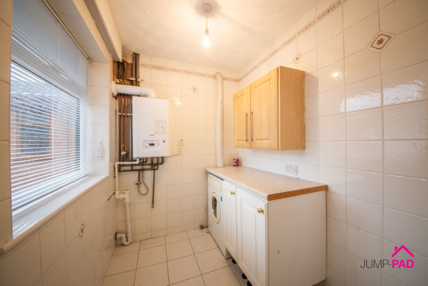  For Sale in Falcondale Road, Winwick | Jump-Pad – Newton-le-Willows - 8